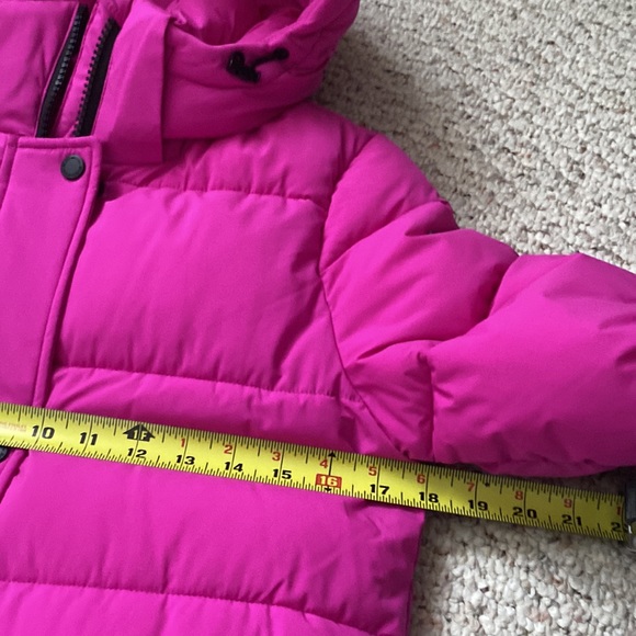 Gorgeous BCBGeneration Hooded Puffer Coat in Hot Pink xs extra small new - Picture 10 of 15